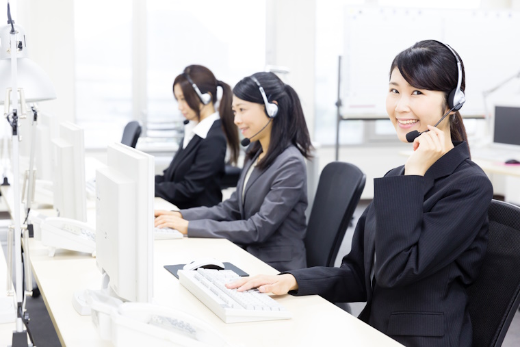コールセンターの女性